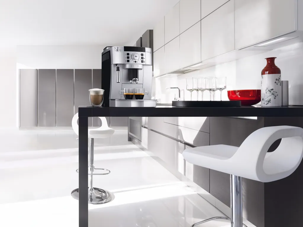 De'Longhi Magnifica S ECAM22.110.SB